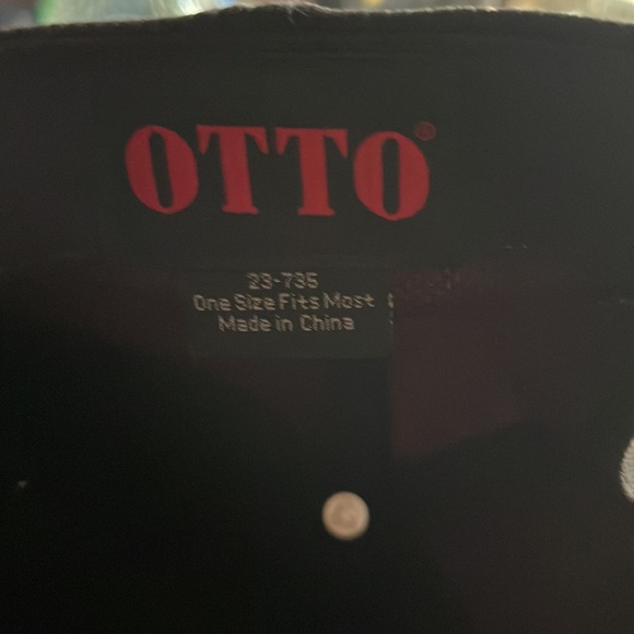 Nice baseball cap made of breathable material - Picture 4 of 8